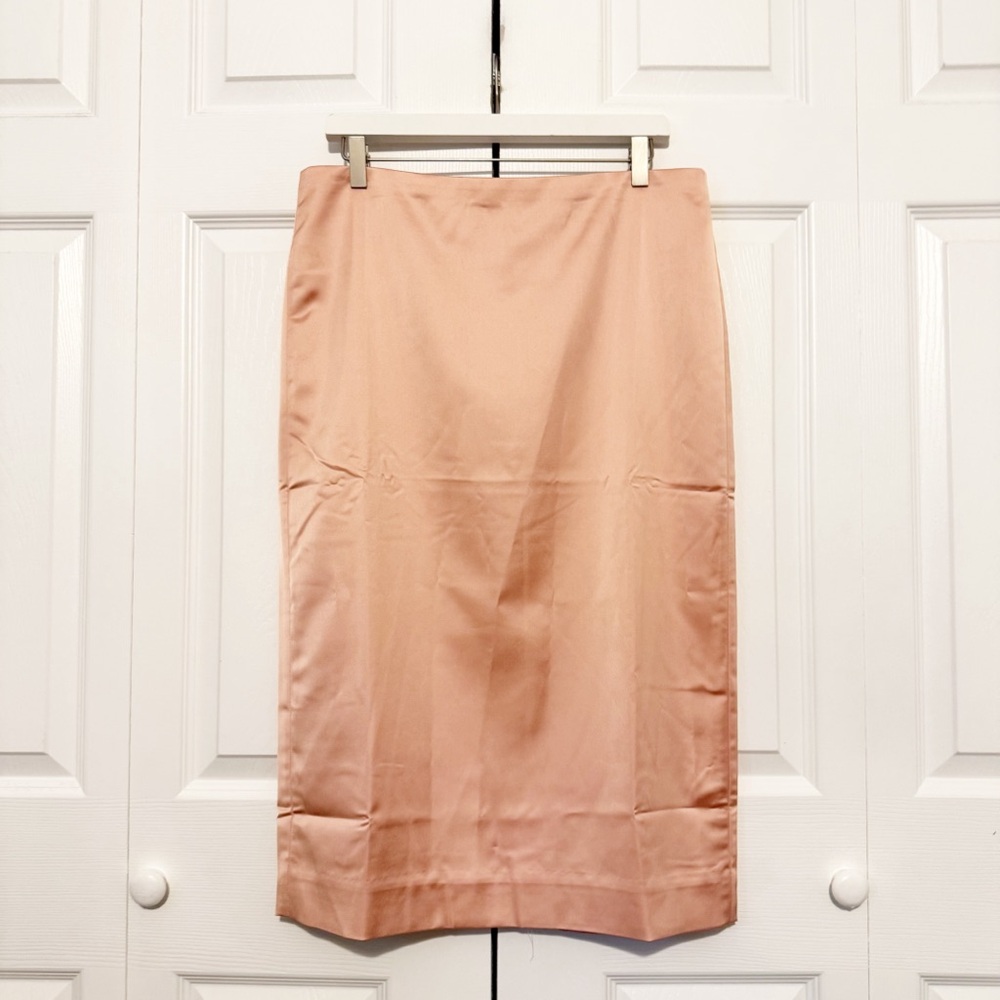 J. Crew No. 3 Pencil Skirt in Structured Satin Size 12 Peach High Waist NWT - Picture 2 of 10